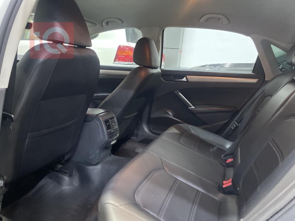 فولكسفاغن باسات